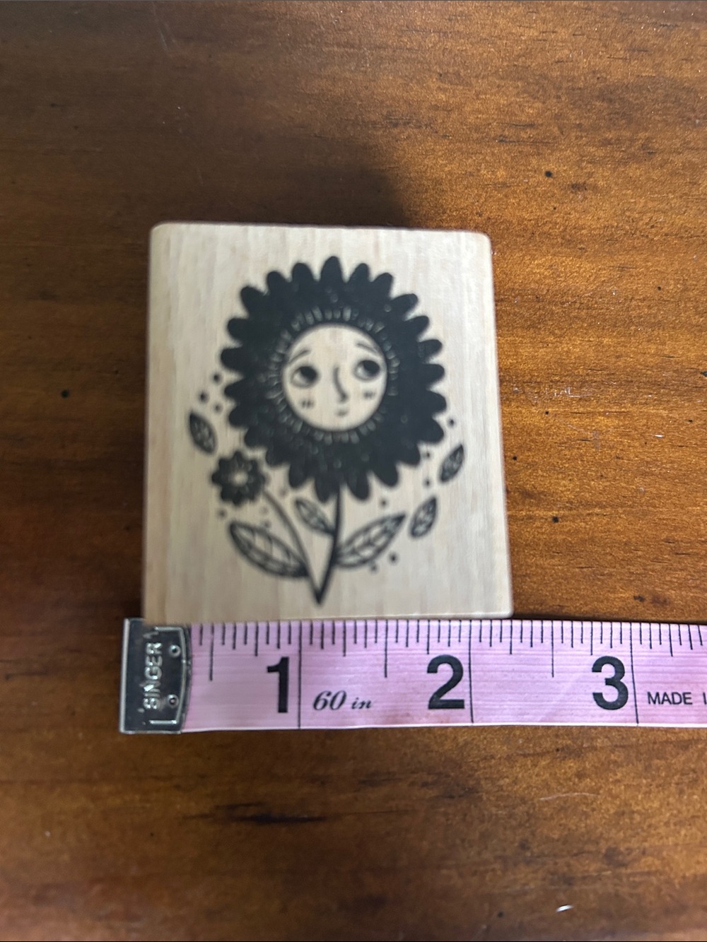 Nikdotti Wooden Sunflower Rubber Stamp - Black Floral Face Design NEW - Picture 4 of 4